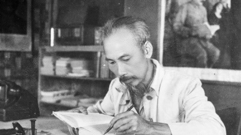 Ý nghĩa của ca dao về Bác Hồ