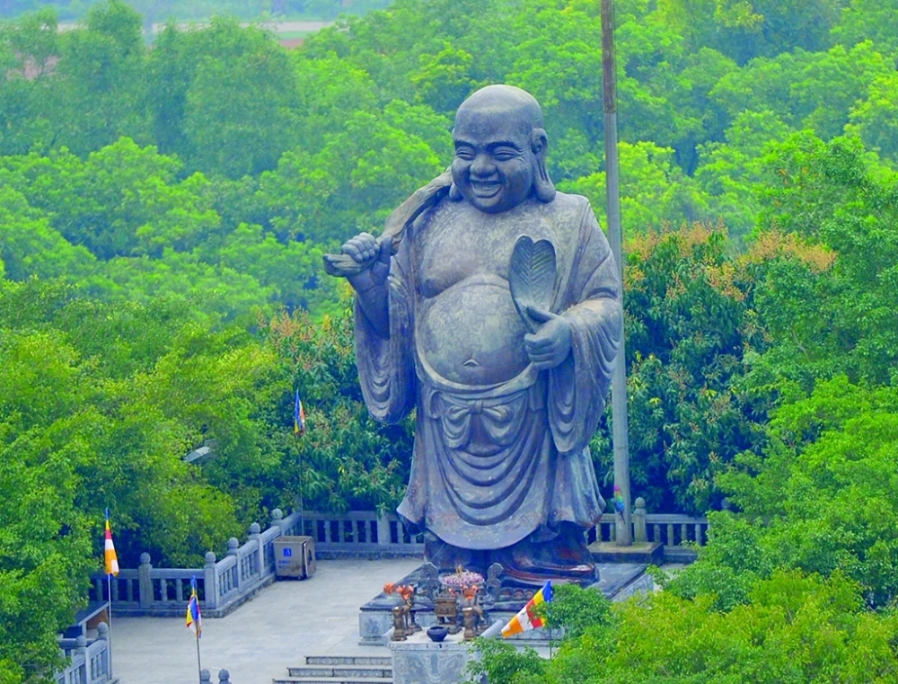 Khám phá di tích nổi bật qua giới thiệu về Chùa Bái Đính