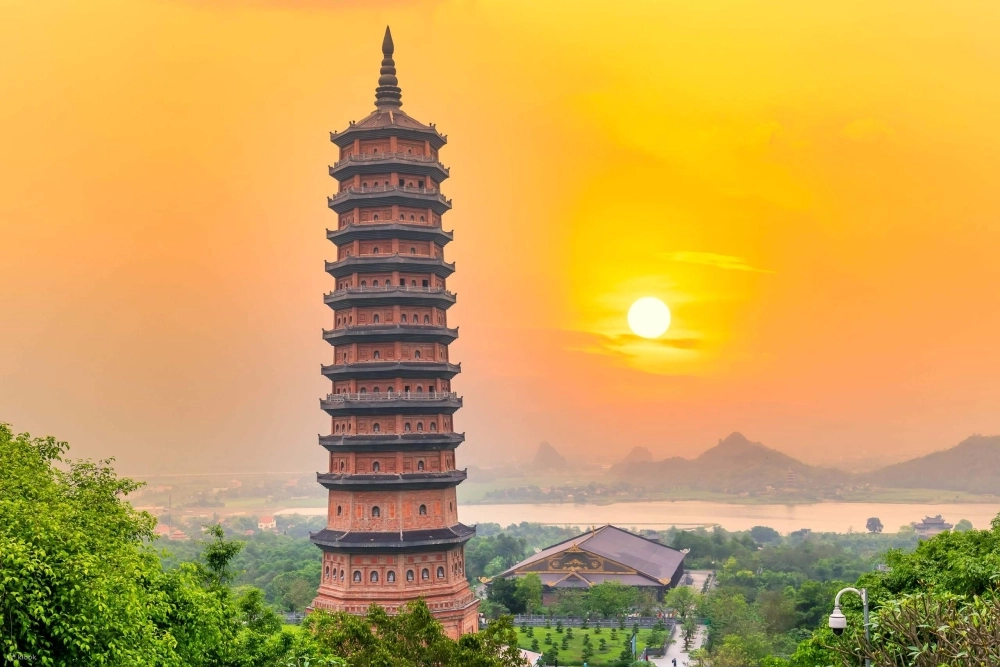 Du ngoạn tâm linh tại khu du lịch Chùa Bái Đính