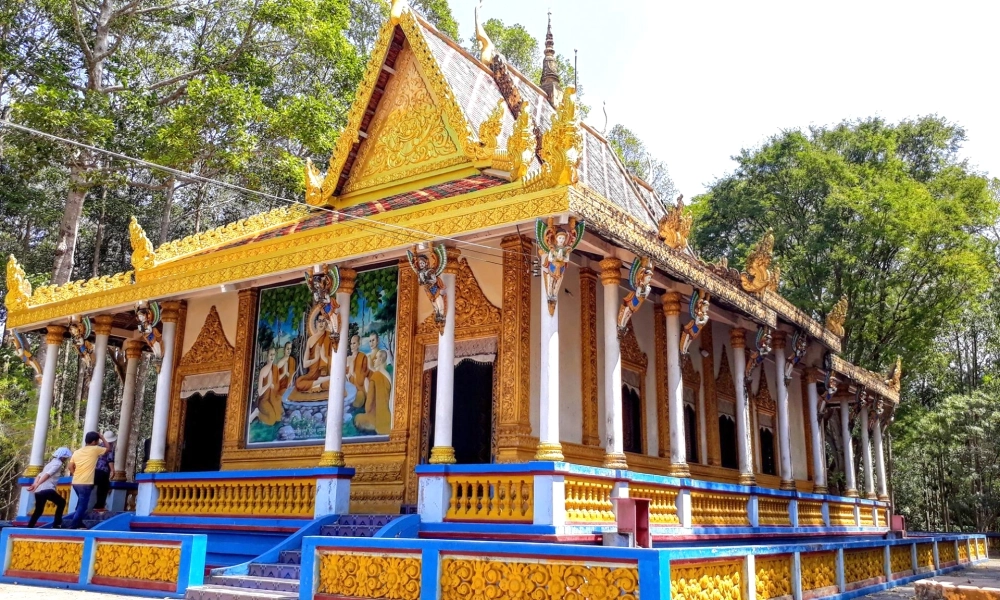 Kiến trúc và không gian chùa Dơi