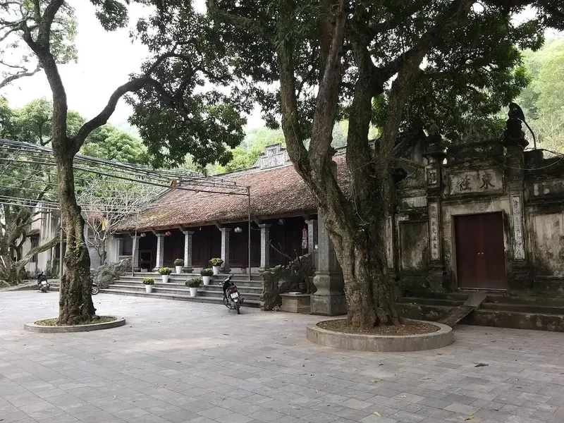 Chùa Hàm Long là điểm du lịch tâm linh hấp dẫn