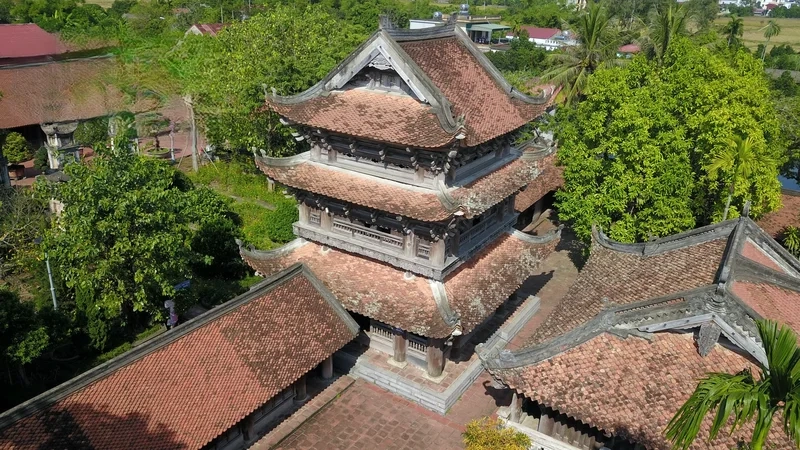 Vẻ đẹp cổ xưa của Chùa Keo qua từng mái ngói