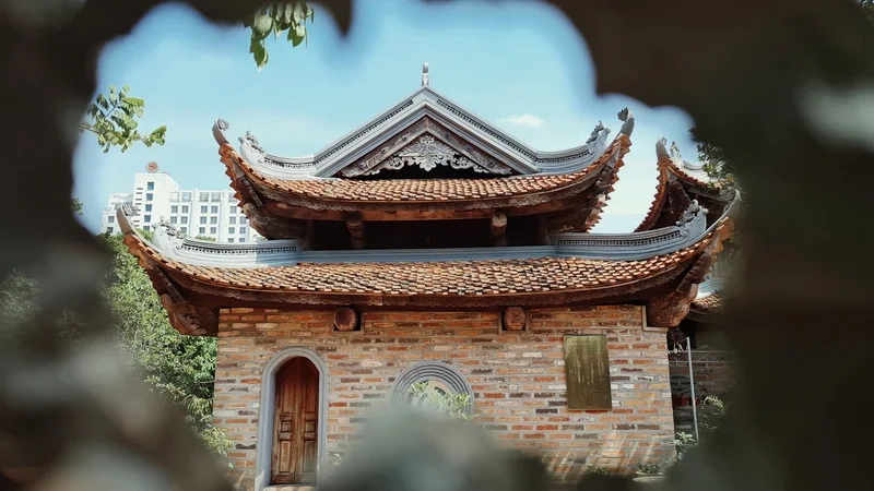 Chùa Kim Liên mang vẻ đẹp cổ kính và thanh tịnh