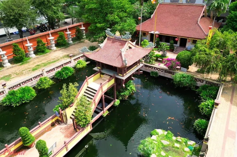 Tất tần tật những gì bạn cần biết trong thông tin Chùa Một Cột