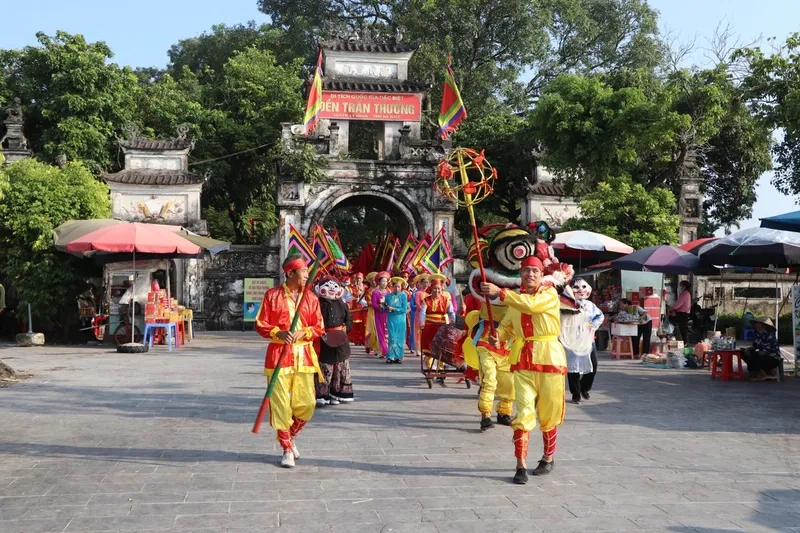 Trải nghiệm văn hóa tâm linh tại Đền Trần Thương Lý Nhân