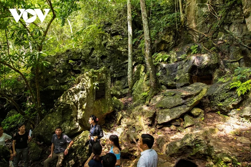 Khám phá vẻ đẹp chiến khu Pác Bó giữa núi rừng xanh