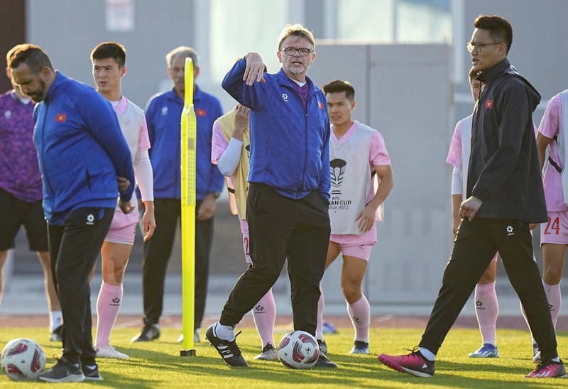 Phân tích phong độ và đối đầu  để soi kèo hiệu quả.