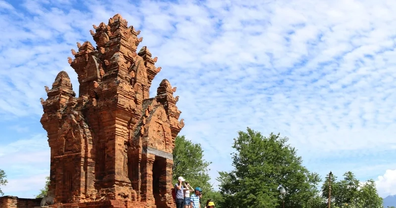 Tháp Chăm Po Klong Garai nơi giữ hồn Chăm