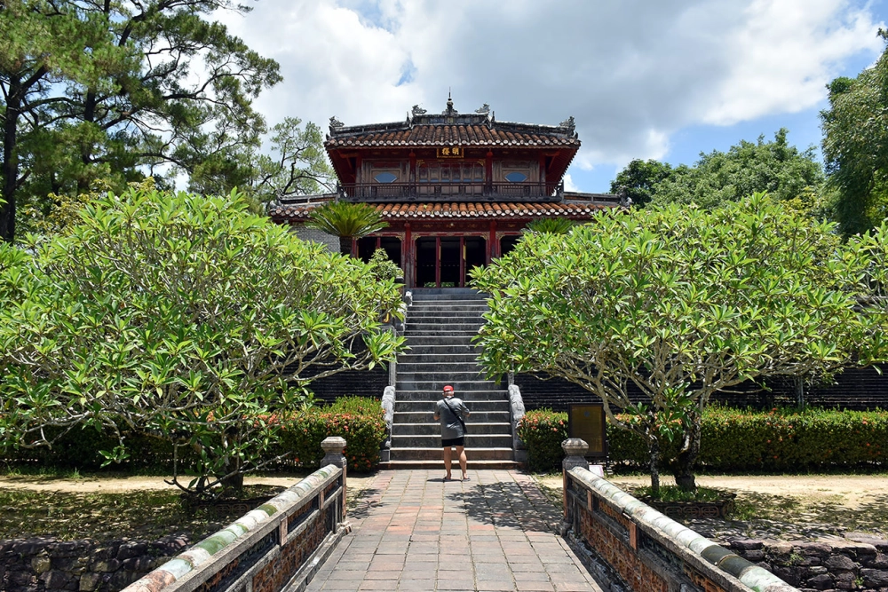 Kiến trúc lăng tẩm uy nghi của vua Minh Mạng tại cố đô Huế